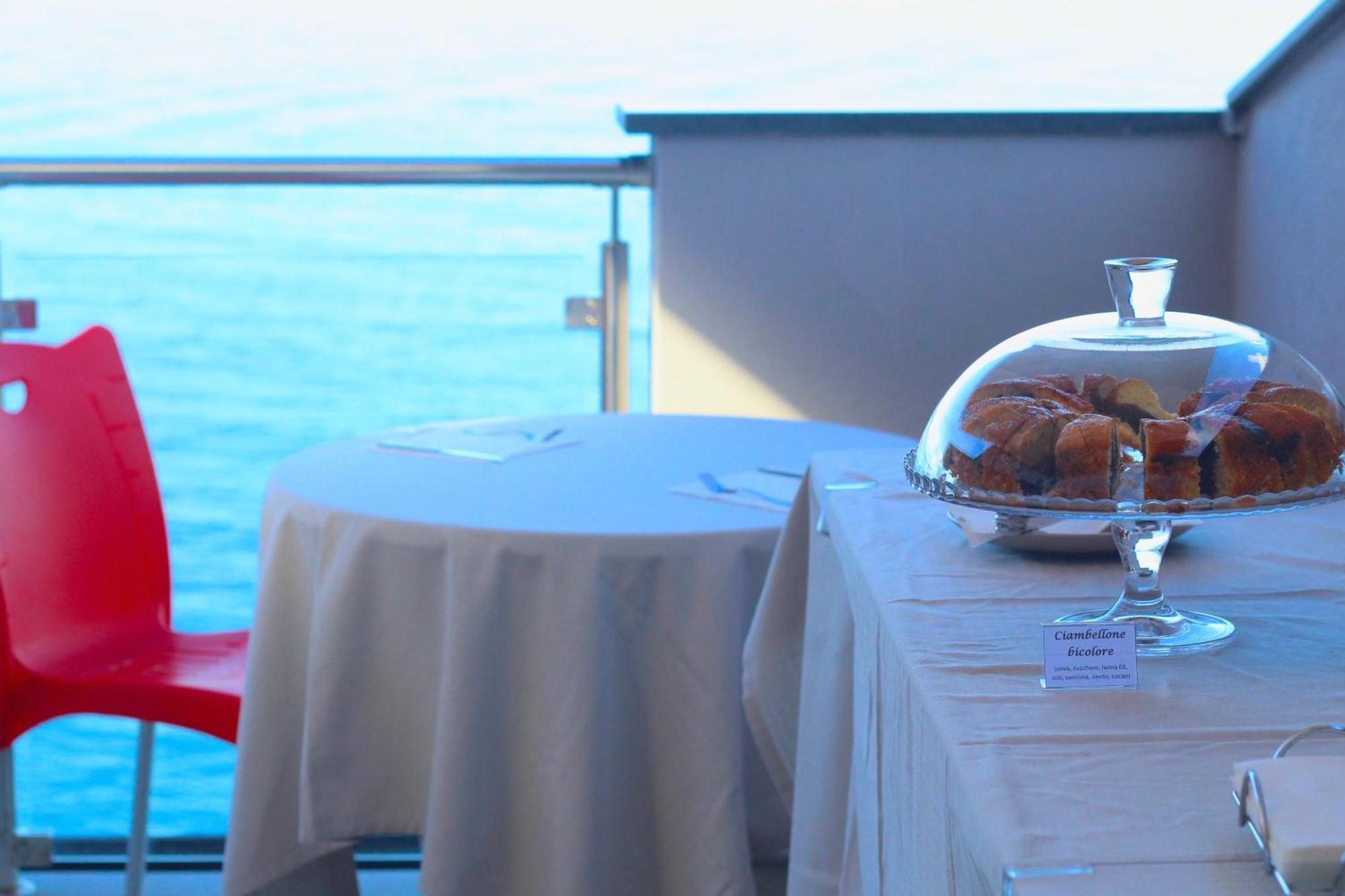 La Dimora Sul Mare Bed & Breakfast Marina di Camerota Exterior photo